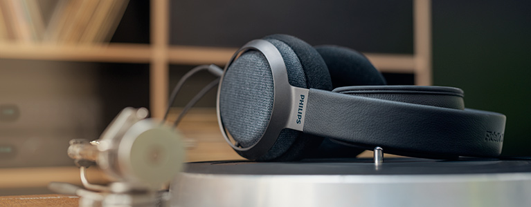 Philips Fidelio X3 headphones officially on-sale at the end of
